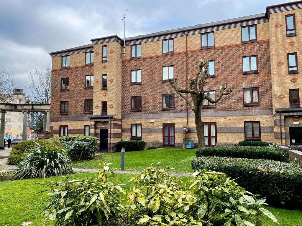 Additional image 7 of 1 bed flat for saleBerlington Court, Redcliff Mead Lane, Bristol BS1