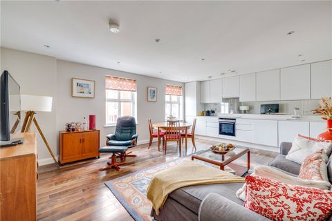 Greyhound Road, London W6