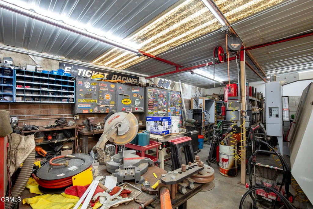 Additional image 52 of 215 N 8th Street, Santa Paula, CA 93060