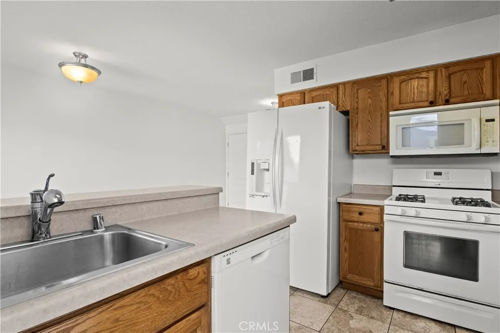 Additional image 4 of 4688 Oceano Circle, Huntington Beach, CA 92649