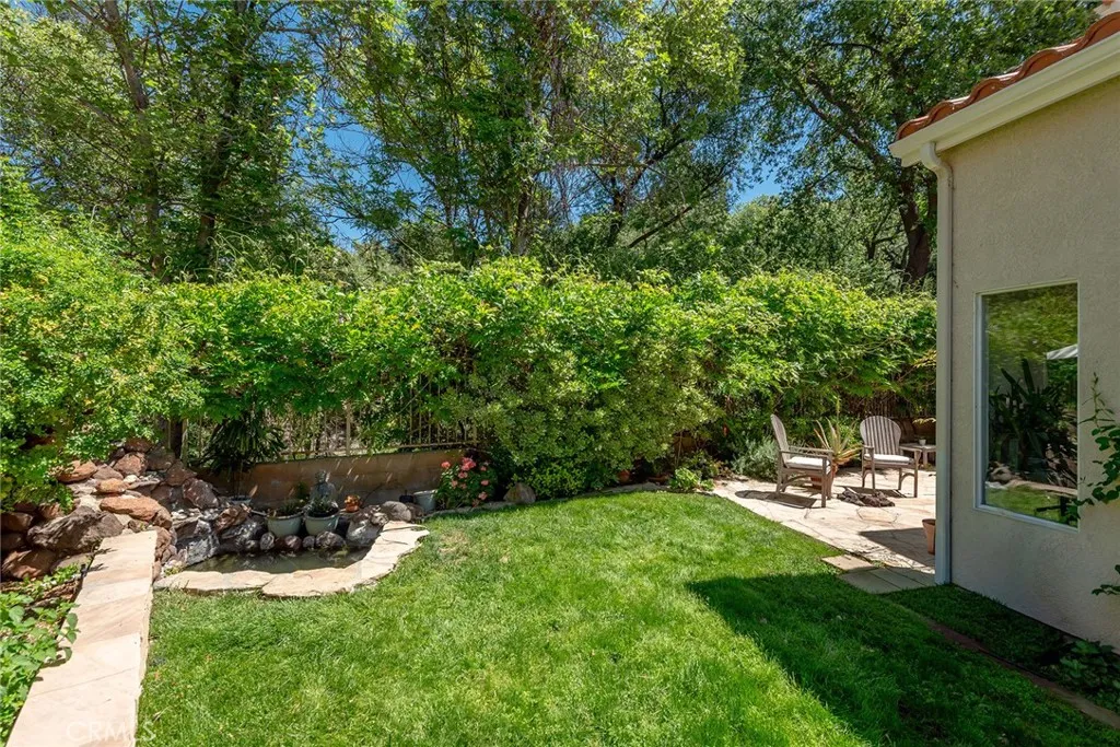 4762 Rhapsody Dr, Oak Park, CA 91377 photo 3
