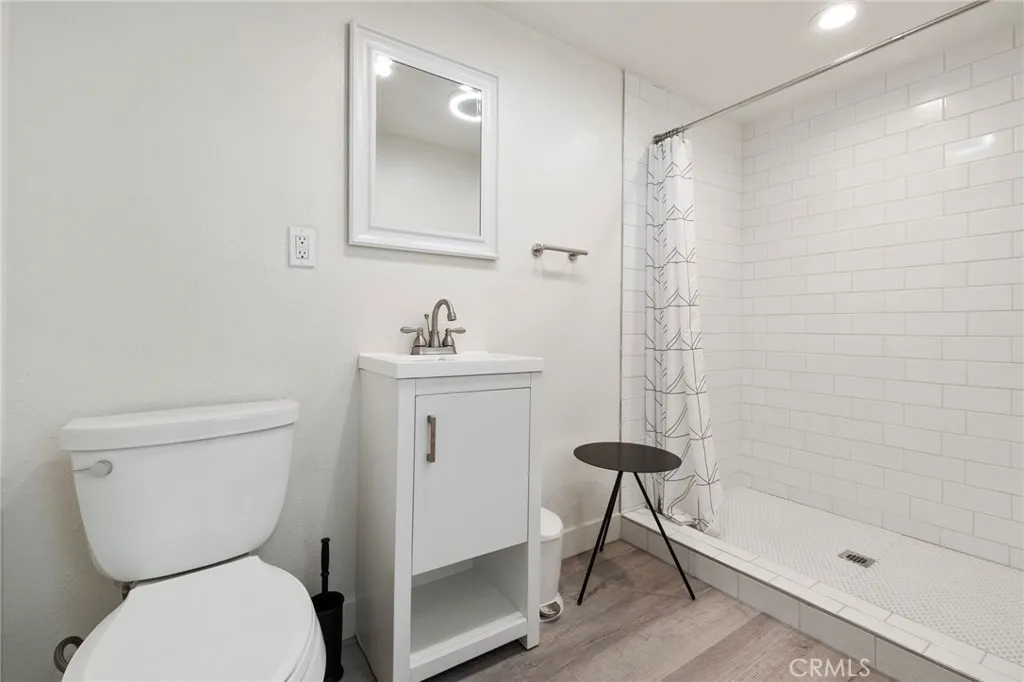 Additional image 38 of 555 E 3rd St, Long Beach, CA 90802