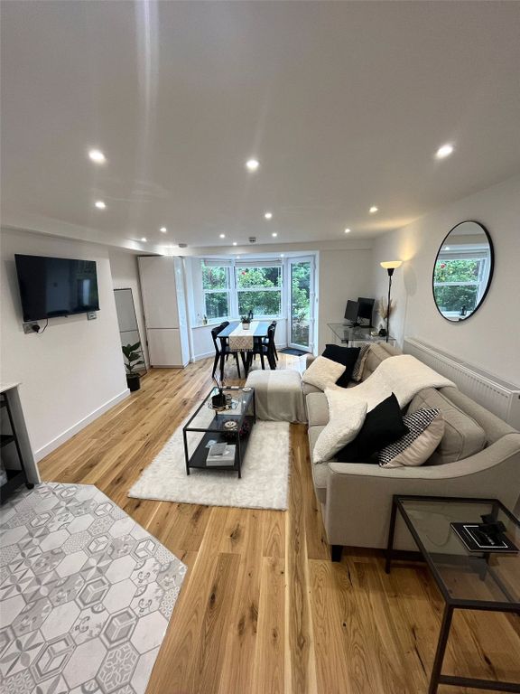 Additional image 16 of 1 bed flat to rentSt Ronans Avenue, Redland, Bristol BS6