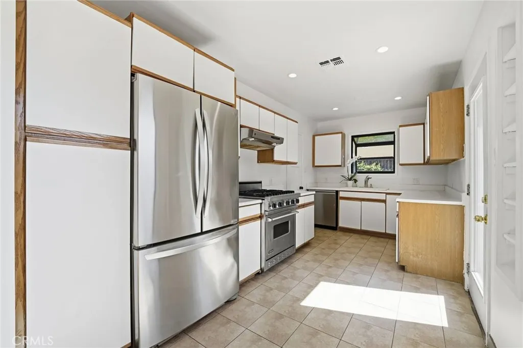 Additional image 39 of 18228 Keswick St, Reseda, CA 91335