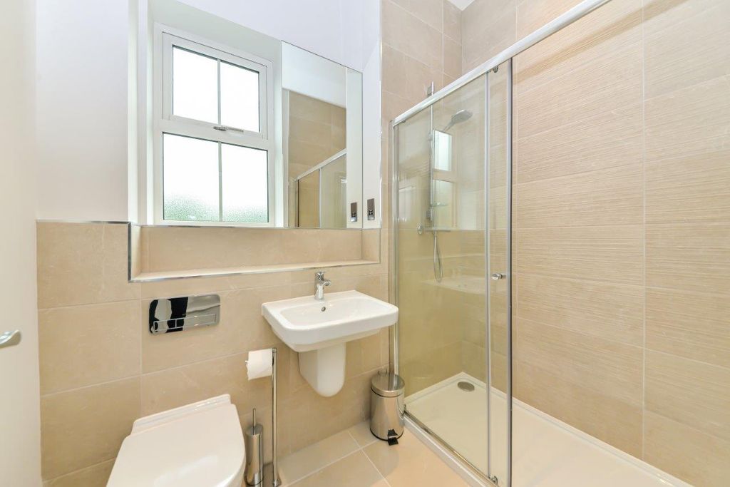 Additional image 15 of 6 bed detached house to rentClaremont Gardens, Norfolk Road, Edgbaston, Birmingham B15