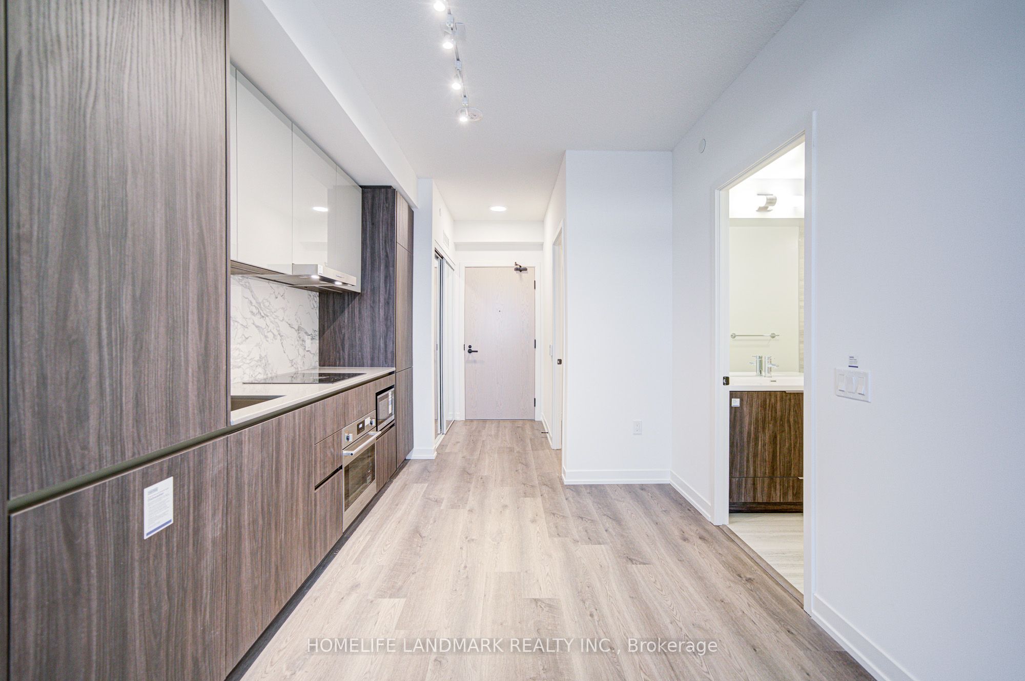 Additional image 6 of 1510-8 Interchange Way, Vaughan, ON, L4K 0P9