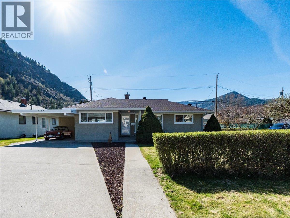 526 Portia Crescent