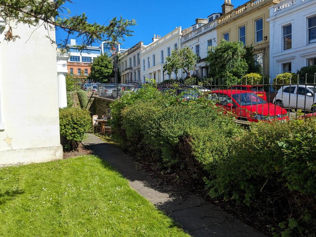 5 bed property to rentSpringfield, Dundee DD1 photo 2
