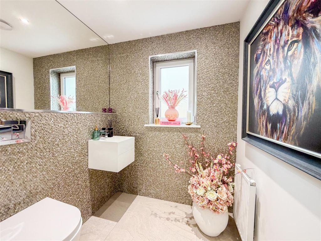 Additional image 15 of 4 bed detached house for saleKiln Drive, Stewarton, Kilmarnock KA3