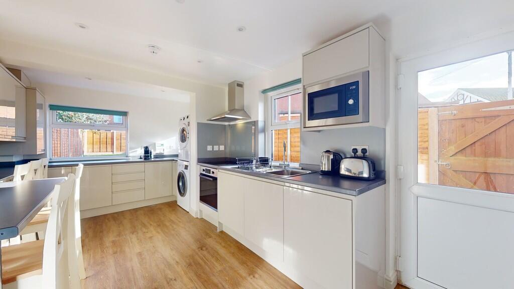 Additional image 4 of Manor Road, Yeovil