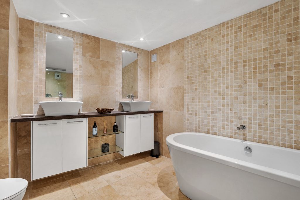 Additional image 22 of 3 bed flat to rentVictoria Circus, Dowanhill, Glasgow G12
