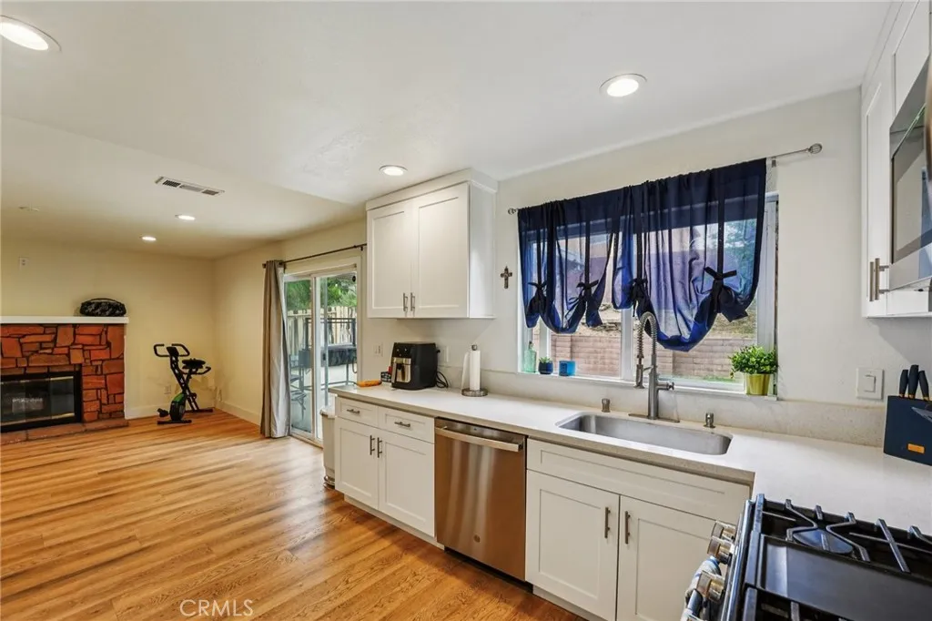Additional image 12 of 2372 Leta Ln, San Bernardino, CA 92407