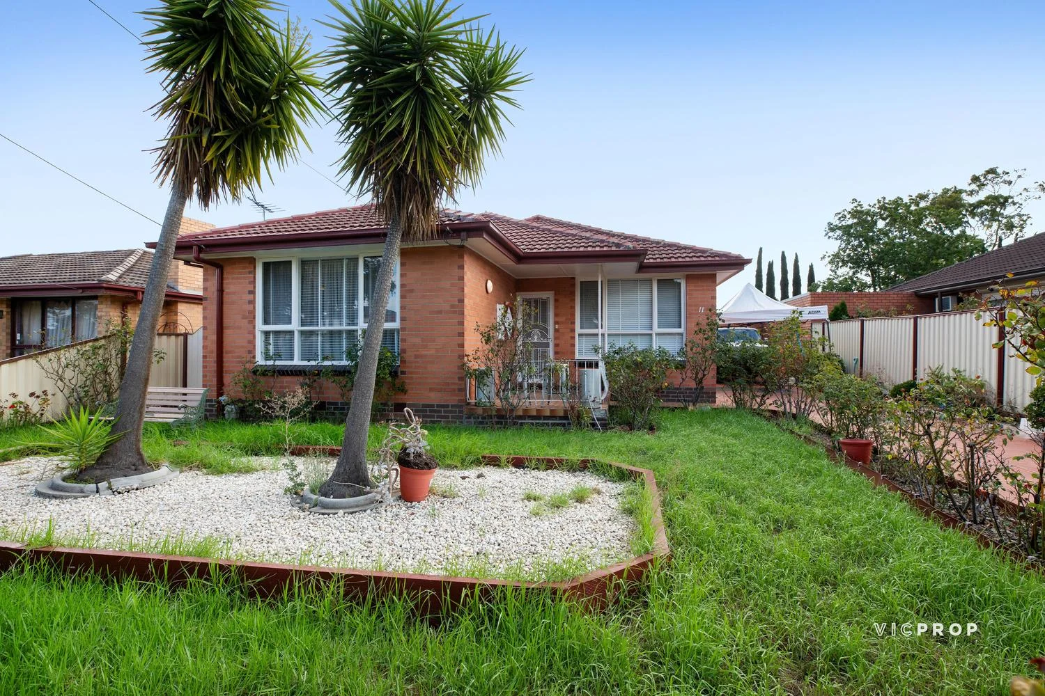 11 McRae Avenue, St Albans VIC 3021