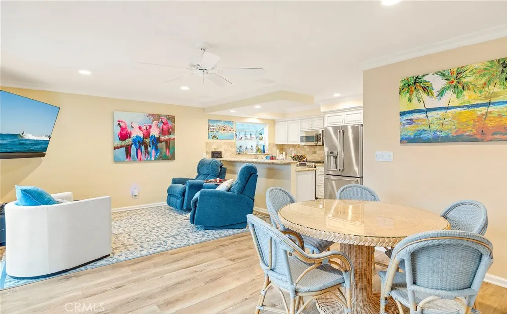 Additional image 43 of 325 Grand Canal, Newport Beach, CA 92662