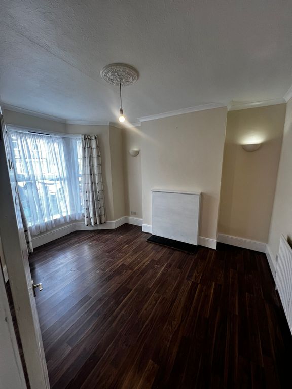 Additional image 6 of 3 bed terraced house to rentSpencer Road, Ilford IG3