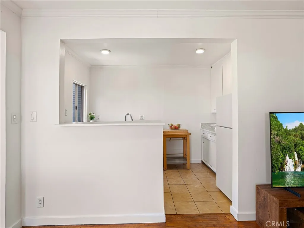 Additional image 46 of 1825 Altivo Way, Echo Park, CA 90026