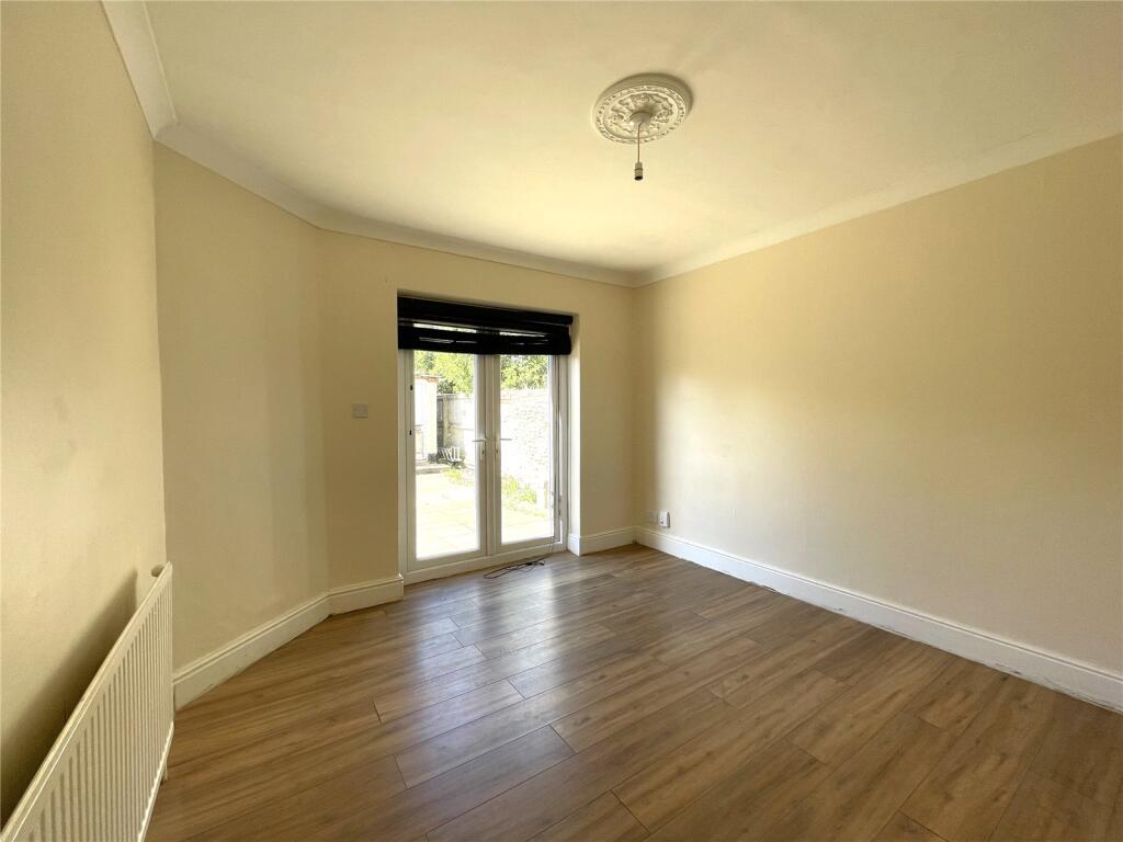 Bradley Road, Trowbridge photo 4