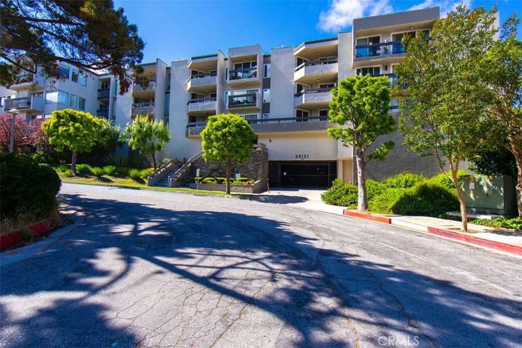 Additional image 89 of 28121 Highridge Rd, Rolling Hills Estates, CA 90275