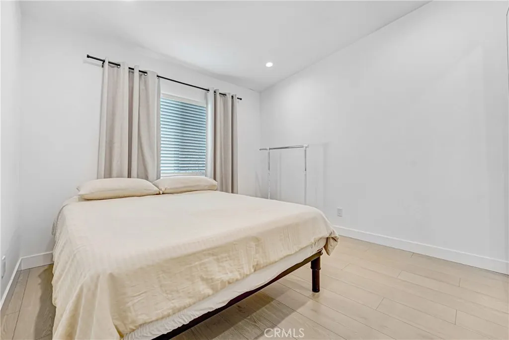 Additional image 58 of 18216 Hartland Street, Reseda, CA 91335
