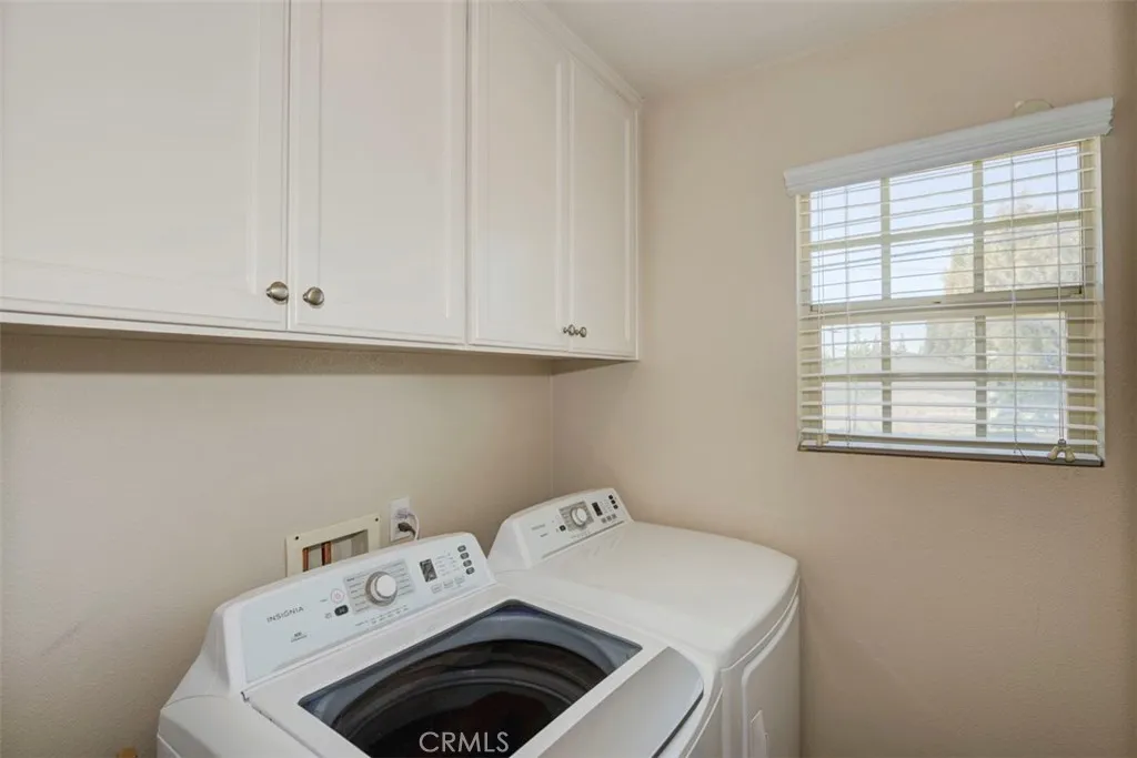 Additional image 42 of 483 Klamath Ct, Corona, CA 92880