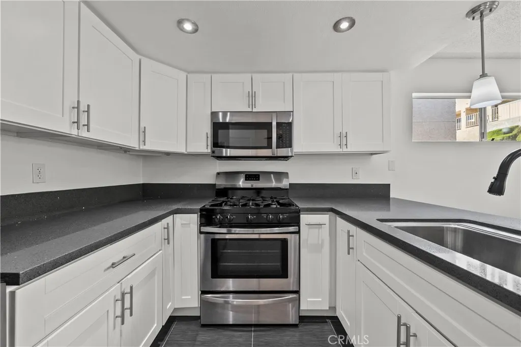 Additional image 10 of 18209 Sierra Highway Unit 78, Canyon Country, CA 91351