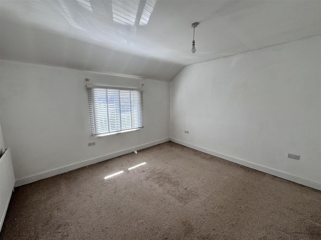 Additional image 13 of 3 bed terraced house to rentSeaview, Sudbrook, Caldicot NP26