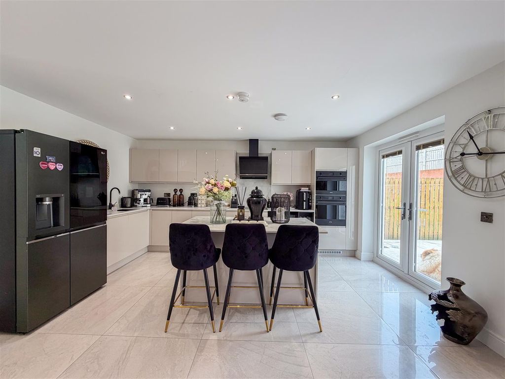 Additional image 10 of 4 bed detached house for saleKiln Drive, Stewarton, Kilmarnock KA3