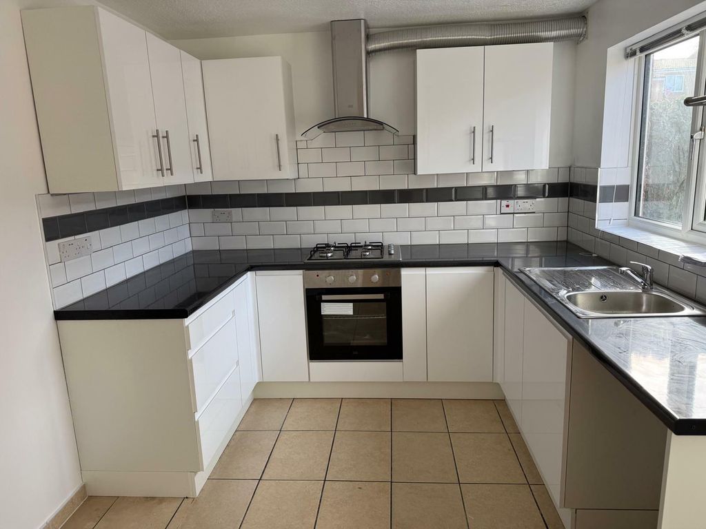 Additional image 3 of 3 bed terraced house to rentMitchell Close, Northampton NN5