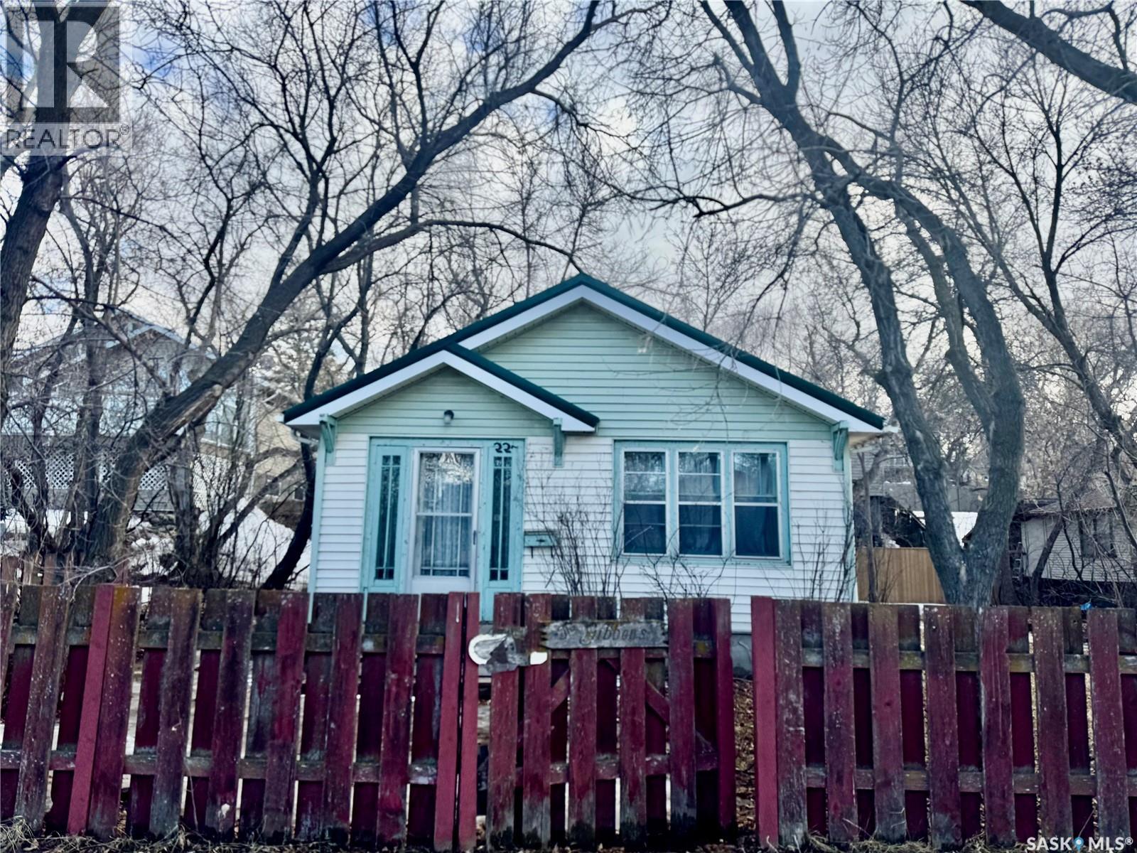 227 Fairchild AVENUE