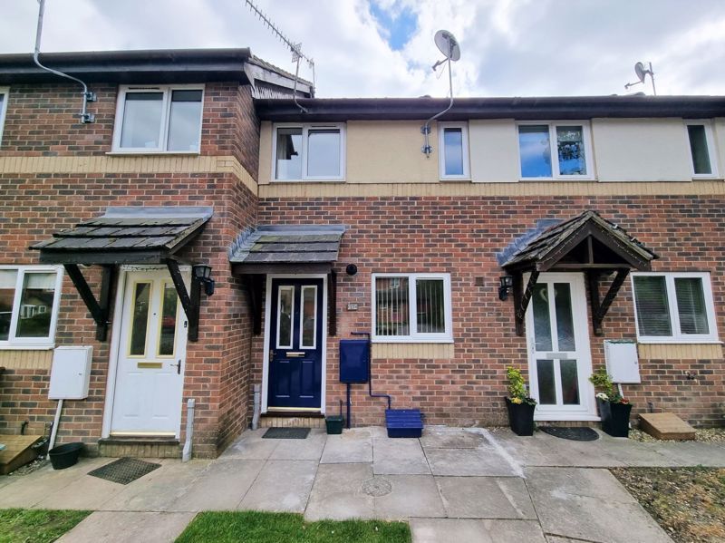 2 bed terraced house to rentChestnut Close, Machen CF83