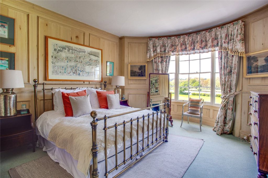 Additional image 14 of 8 bed detached house for saleRemenham Lane, Remenham, Henley-On-Thames, Berkshire RG9