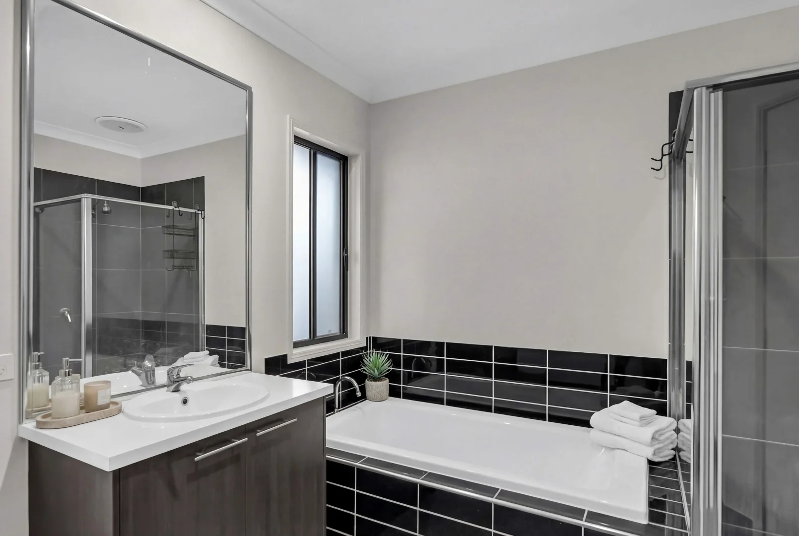 Additional image 13 of 20 Derwent Close, Holmview QLD 4207