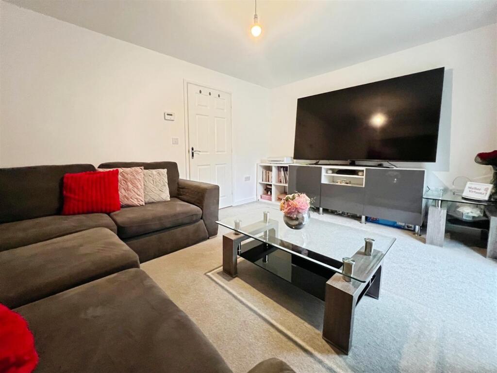Additional image 9 of Blackthorne Close, Bradford, BD2 3DZ