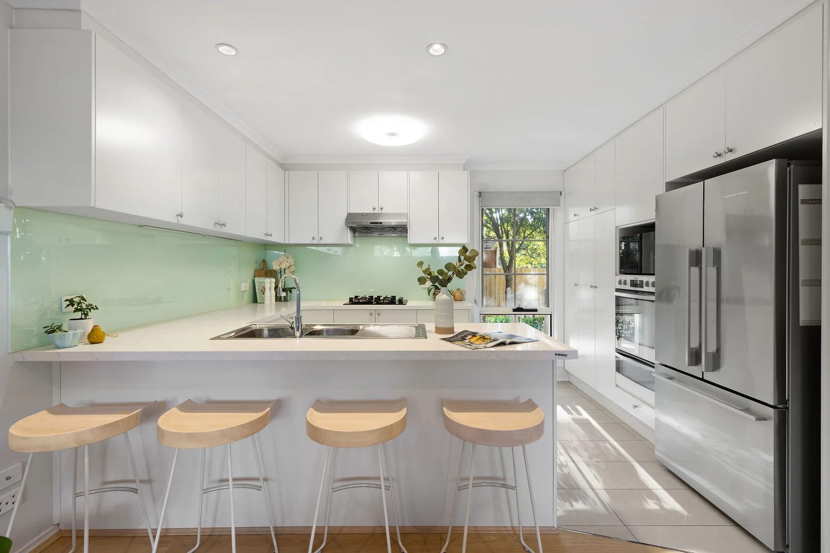 3 Botanic Walk, Mont Albert North VIC 3129 photo 4