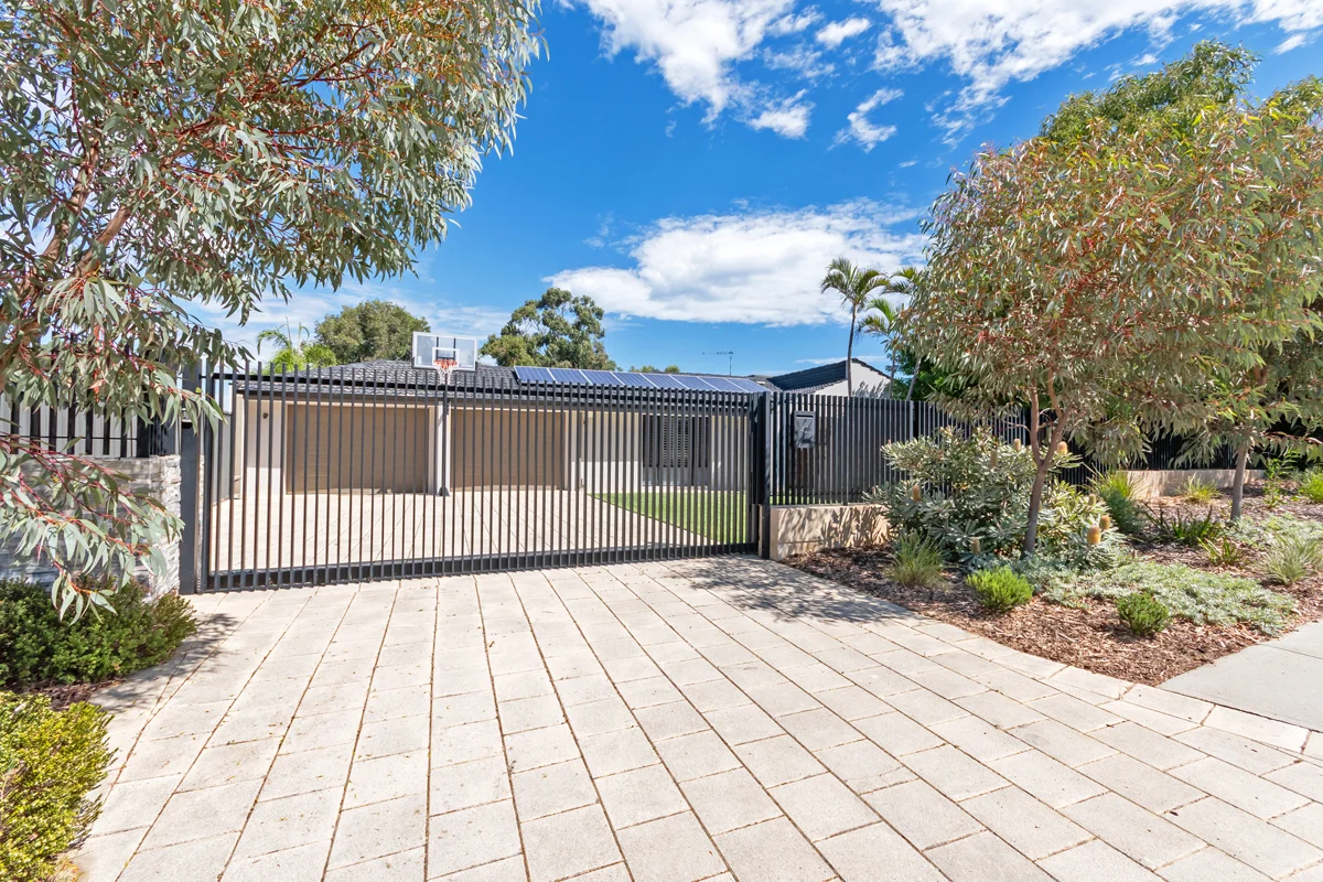 42 Granadilla Street, Duncraig WA 6023