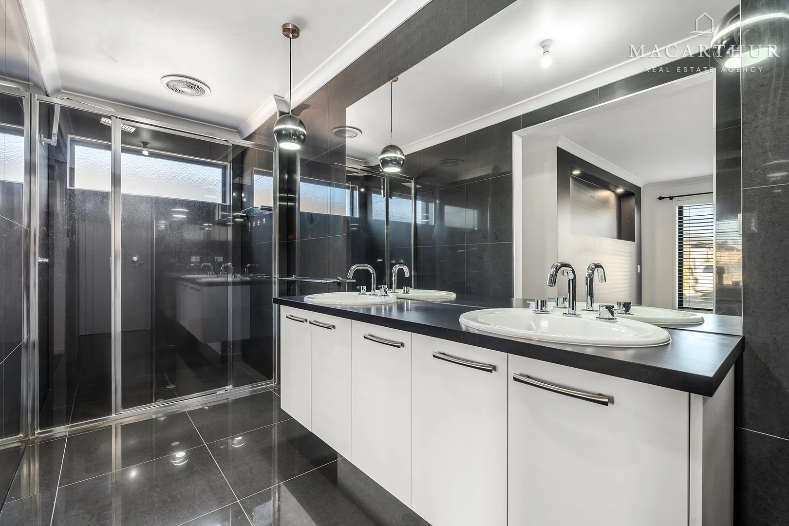 Additional image 12 of 10 Paradise Drive, Gobbagombalin NSW 2650
