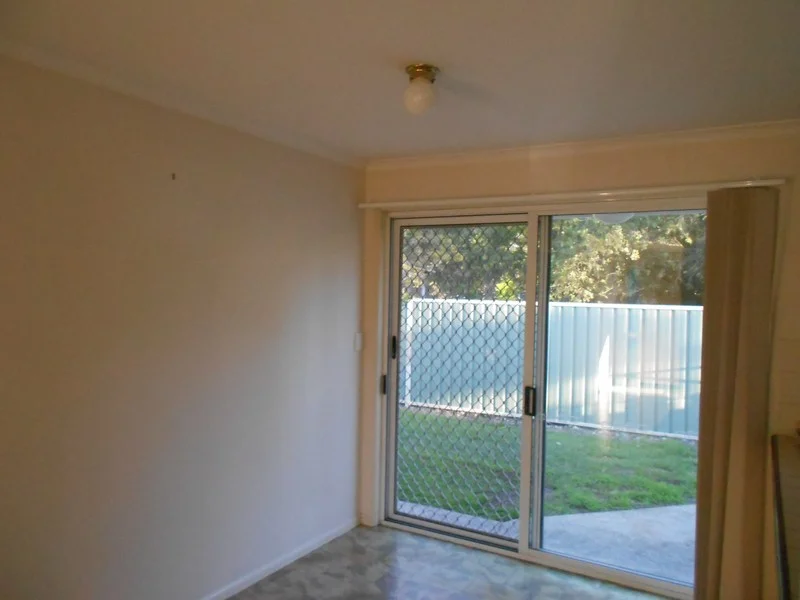 2/27 Manley Street, Caboolture QLD 4510 photo 5