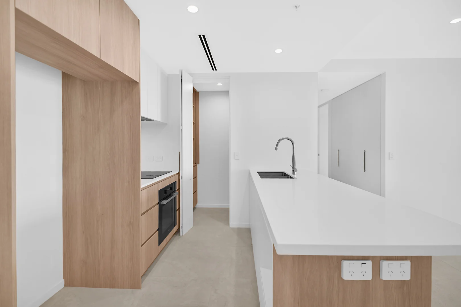 Additional image 7 of 403/1 Tenth Avenue, Palm Beach QLD 4221