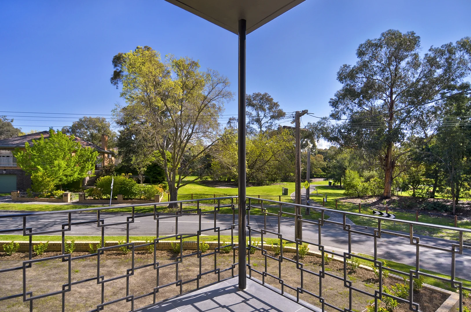 Additional image 11 of 2/44 White Avenue, Kew East VIC 3102