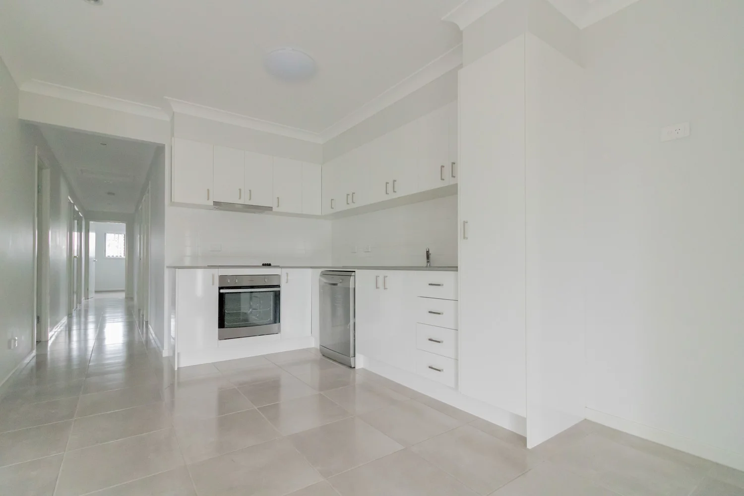 5 Hillsborough Place, Pimpama QLD 4209 photo 2