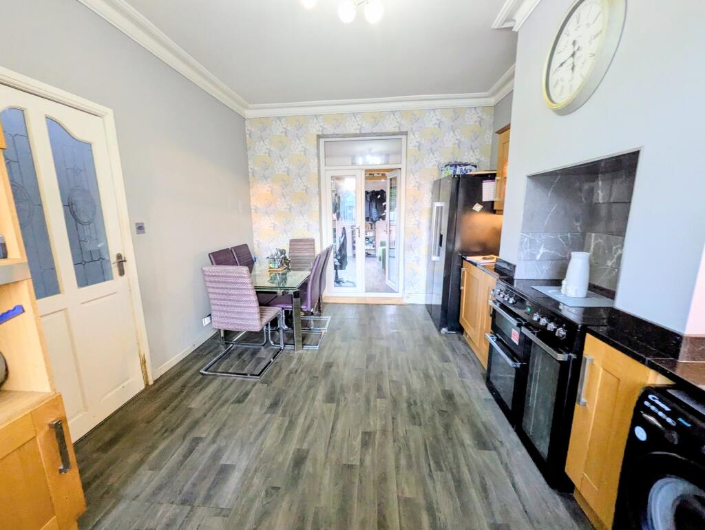 Additional image 4 of Wyke Crescent, Bradford, BD12