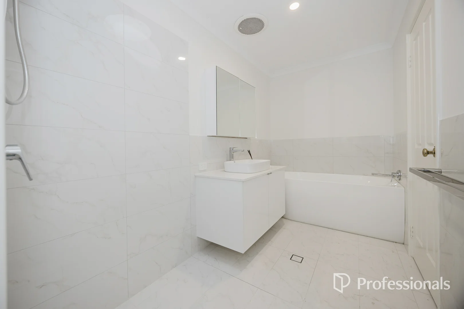 Additional image 19 of 3 Camden Glade, Mindarie WA 6030