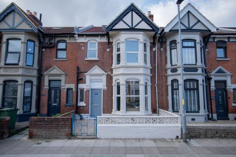 208 Chichester Road, Portsmouth, Hampshire PO2