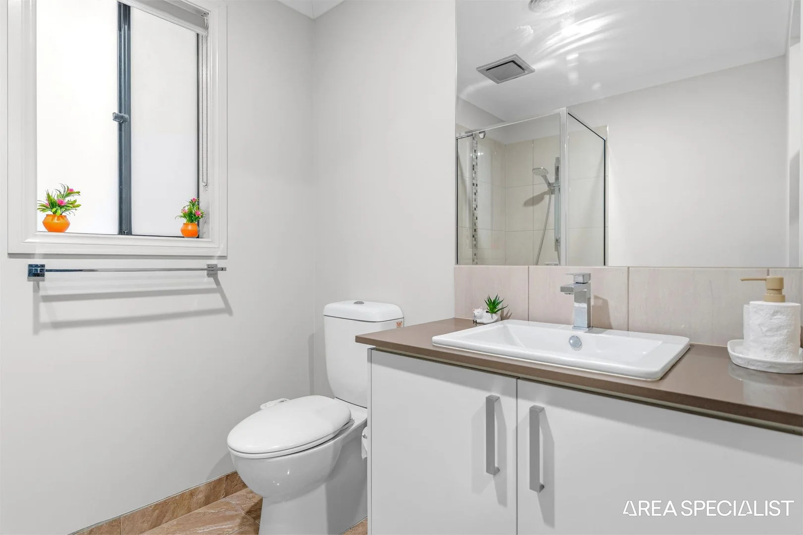 Additional image 6 of 8 Dalziell Crescent, Cranbourne North VIC 3977
