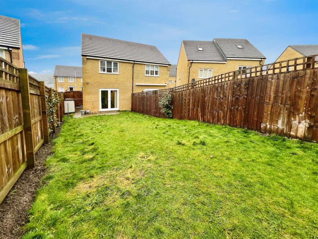 Additional image 2 of Poplars Park Avenue, Bradford, BD2 1FP