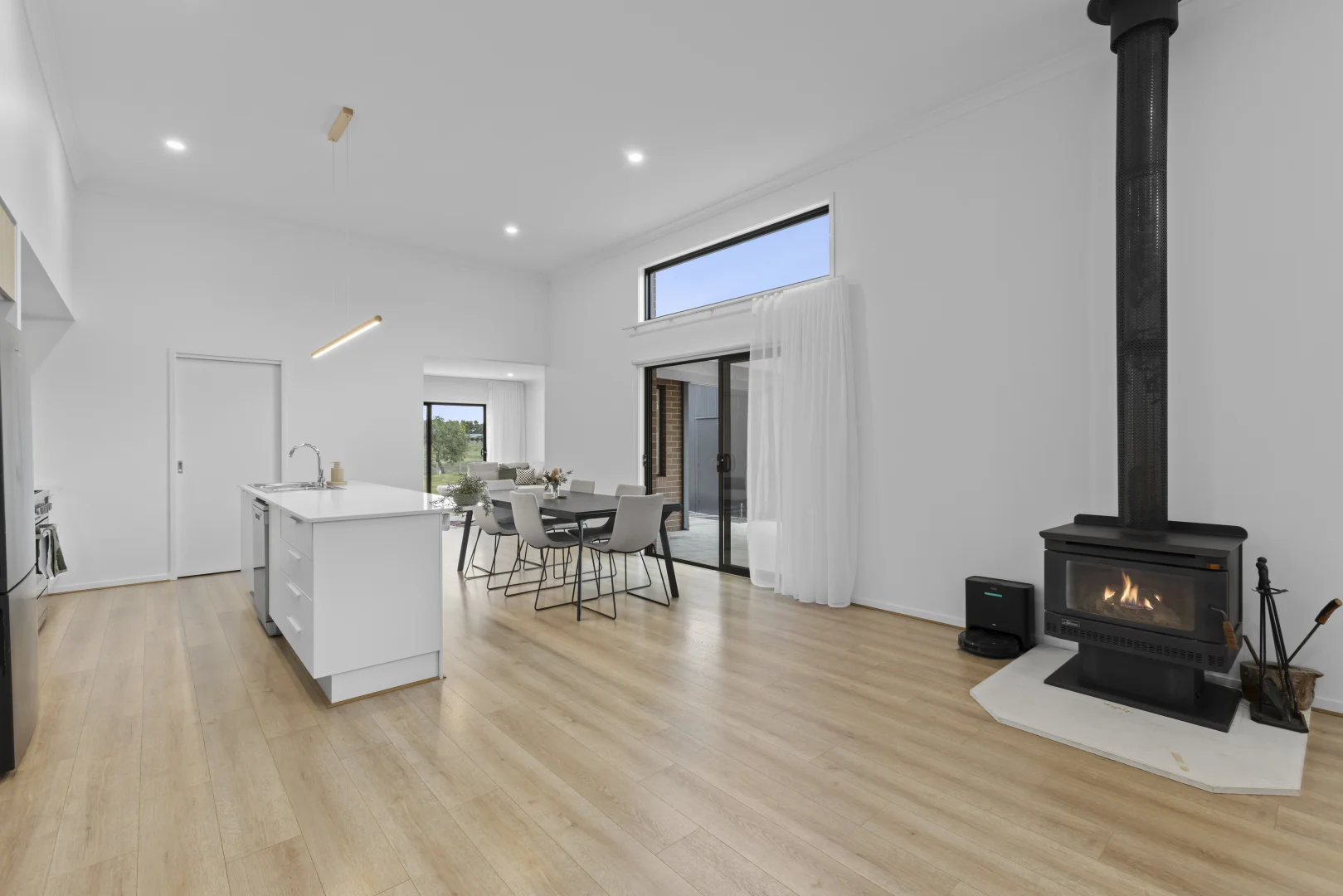 Additional image 3 of 3 Stone Breaker Court, Lethbridge VIC 3332