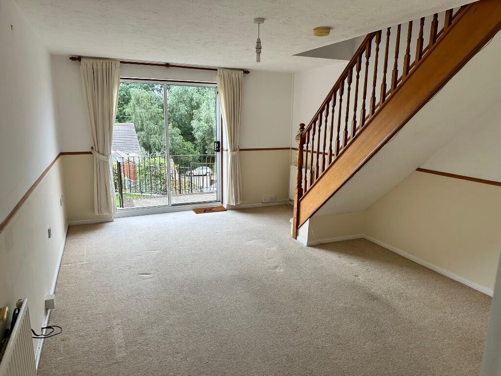 Plover Court, Yeovil photo 2