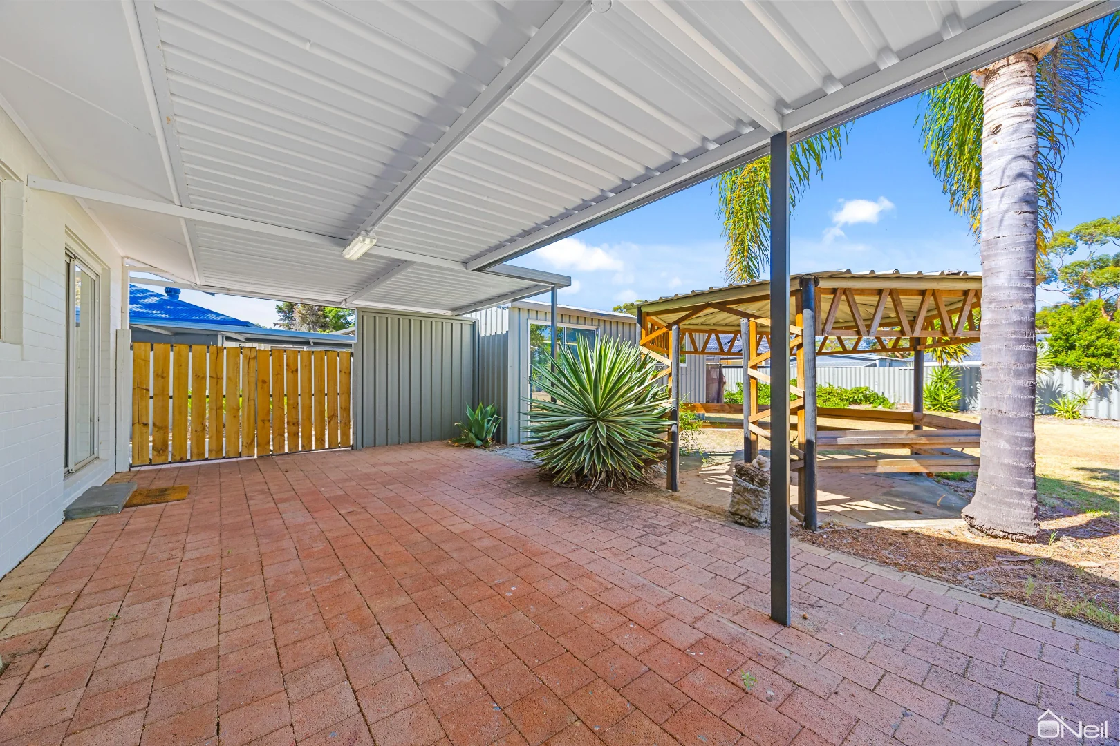 23 Lowanna Way, Armadale WA 6112 photo 5