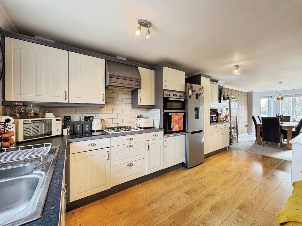 Additional image 2 of Merevale Way, Yeovil