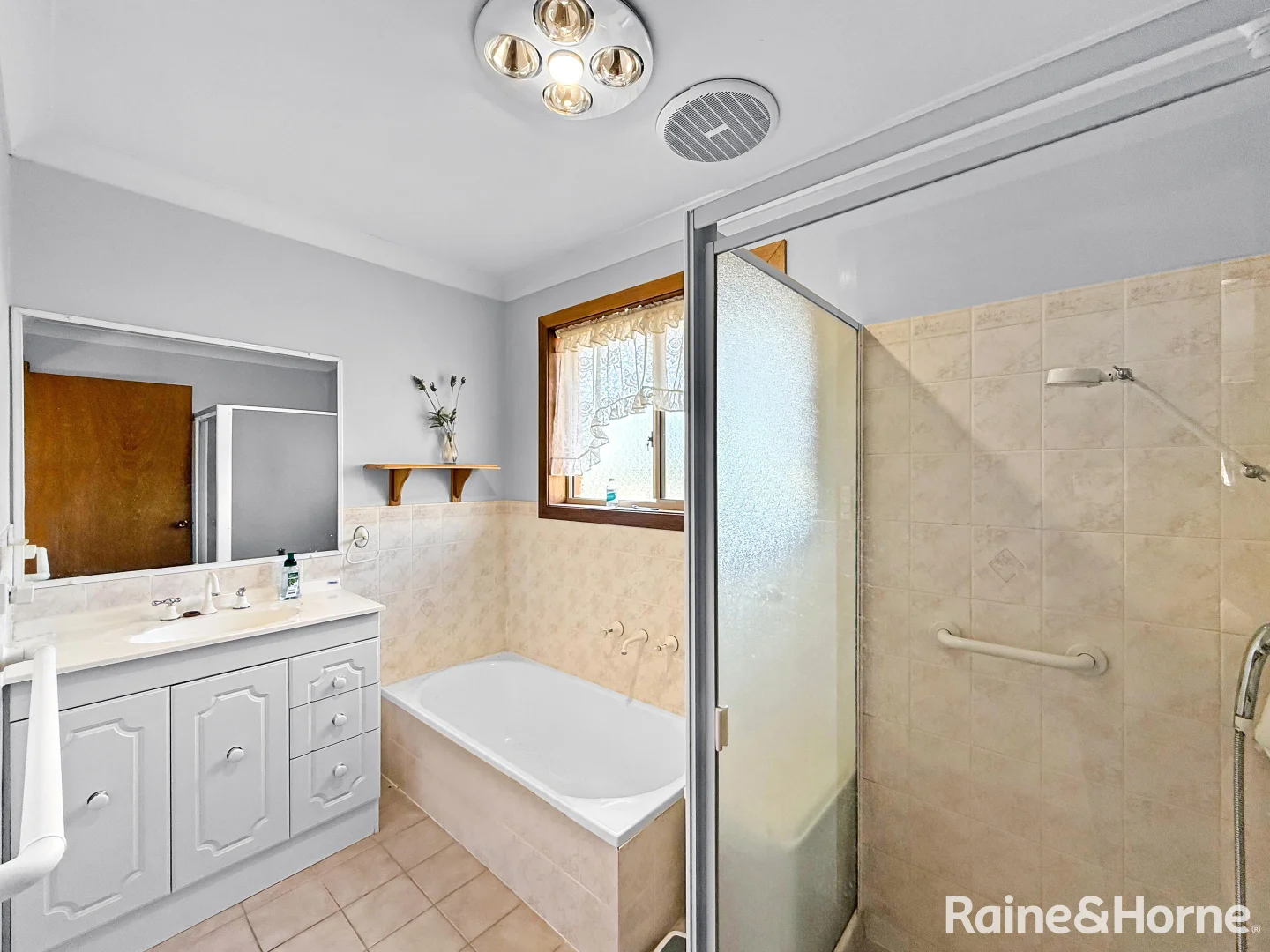 Additional image 5 of 15 Hargreaves Crescent, Young NSW 2594